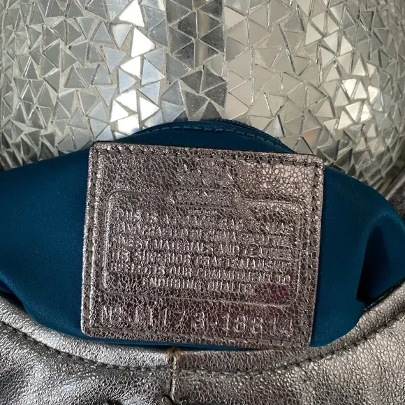 COACH DARK SILVER METALLIC BAG - Picture 4 of 8